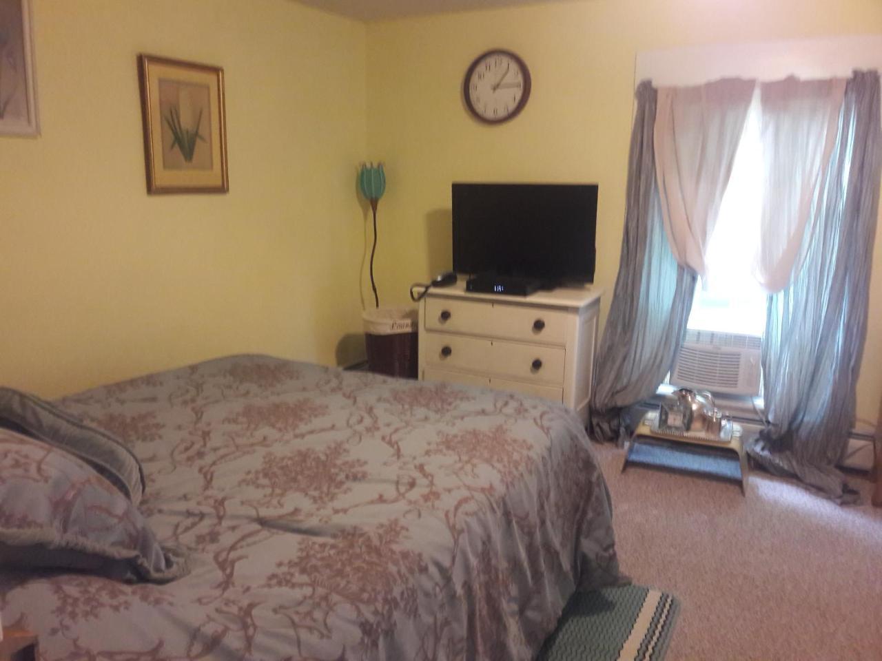 Calais Crossing River House Bed And Breakfast ภายนอก รูปภาพ